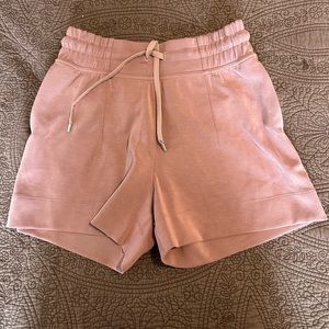 lululemon soft ambition short